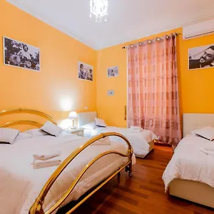 flower-guesthouse.it-romehotels.com/